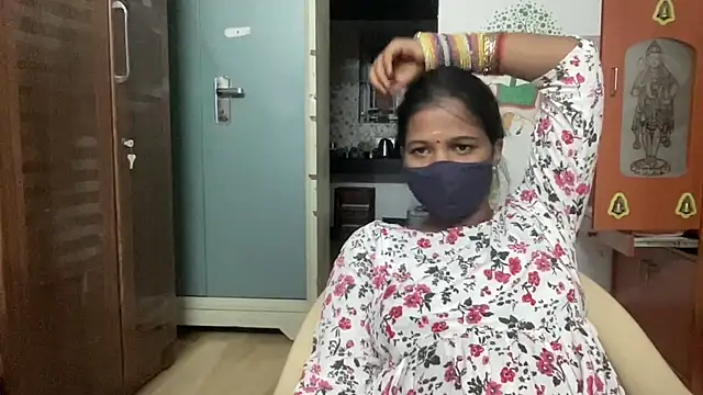 Tamil Sanjana  online show from 07-22-26, 05:05