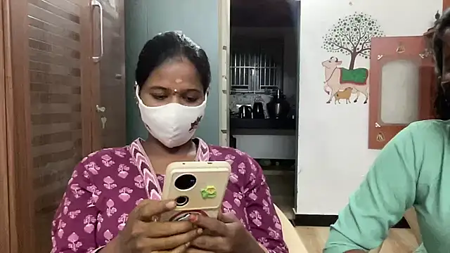 Tamil Sanjana  online show from 07-31-26, 03:11