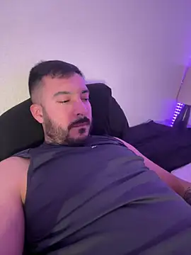 Snapshot of truenoxxx13 chatting on 03-21-25, 04:49 truenoxxx13 online show from 03-21-25, 04:49