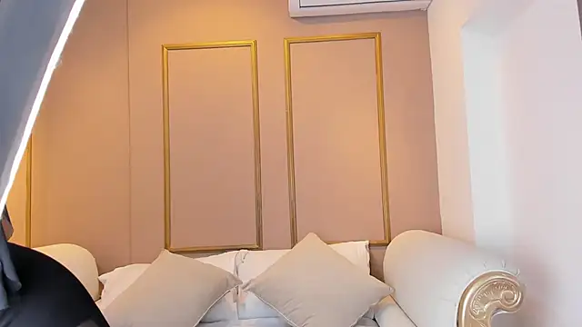 PerlaPreciosa online show from 09-23-25, 03:42