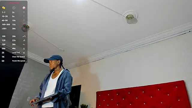 Snapshot of JhonyMiller_ chatting on 05-15-26, 08:05 JhonyMiller online show from 05-15-26, 08:05