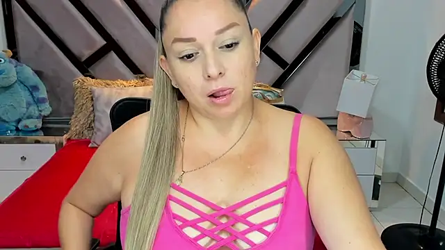 natalia5560 online show from 09-15-25, 12:16