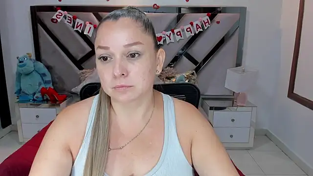 natalia5560 online show from 10-02-25, 12:45