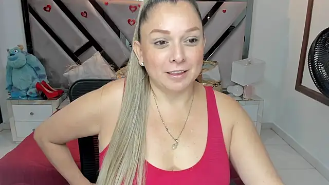 natalia5560 online show from 10-15-25, 01:00