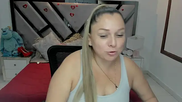 natalia5560 online show from 10-16-25, 01:12