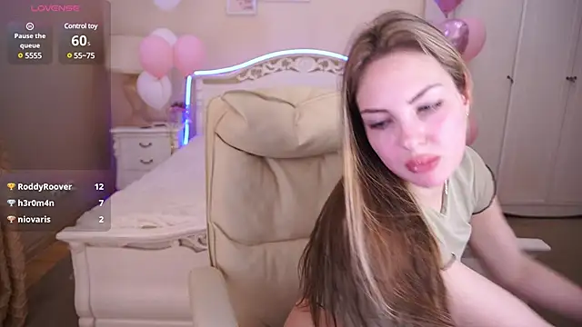 LexxiJoy online show from 02-18-25, 01:33