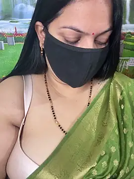 FlatVincy4 online show from 11-05-25, 03:17