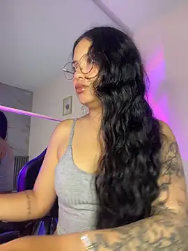 Rosita forever  online show from 04-18-26, 01:26