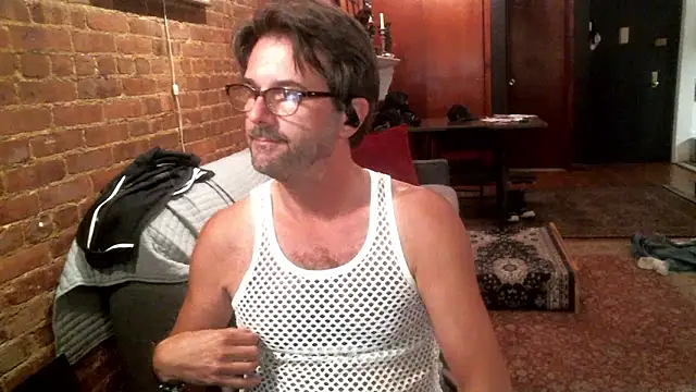 Johnny Bottoms online show from 09-15-25, 11:38