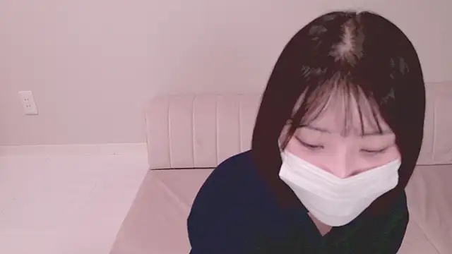 UYU man online show from 02-02-25, 03:07