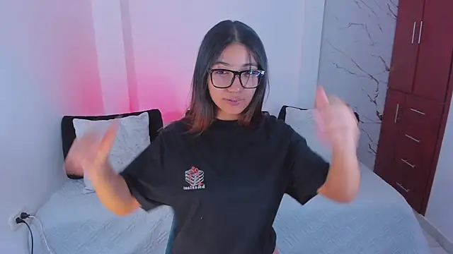 martina roldam online show from 03-21-26, 12:48