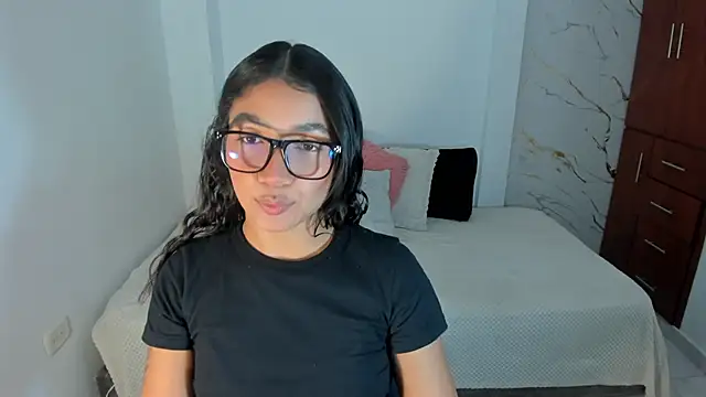 martina roldam online show from 07-24-26, 03:15