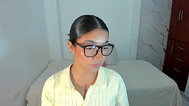 martina roldam online show from 07-25-26, 02:20