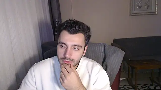 handsomeee04 online show from 10-11-25, 11:03