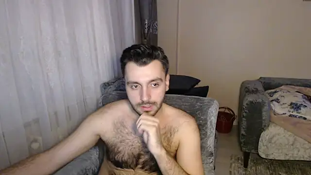 Snapshot of handsomeee04 chatting on 04-30-26, 10:58 handsomeee04 online show from 04-30-26, 10:58