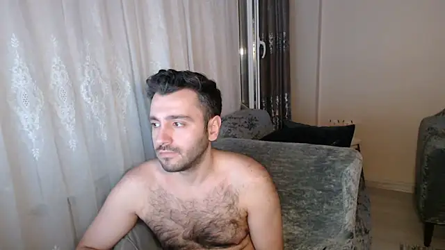Snapshot of handsomeee04 chatting on 05-13-26, 09:11 handsomeee04 online show from 05-13-26, 09:11