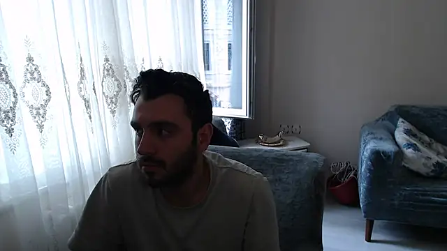 Snapshot of handsomeee04 chatting on 05-21-26, 12:45 handsomeee04 online show from 05-21-26, 12:45