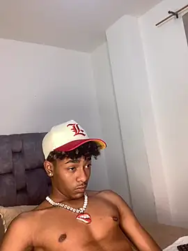 Boy cock18 online show from 01-21-25, 09:03