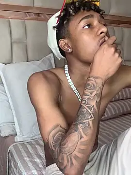 Boy cock18 online show from 02-08-25, 06:01