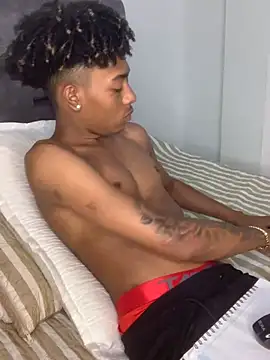 Boy cock18 online show from 03-03-25, 06:15