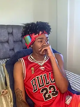 Boy cock18 online show from 03-19-25, 09:48