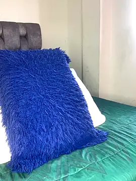 Boy cock18 online show from 09-15-25, 08:20