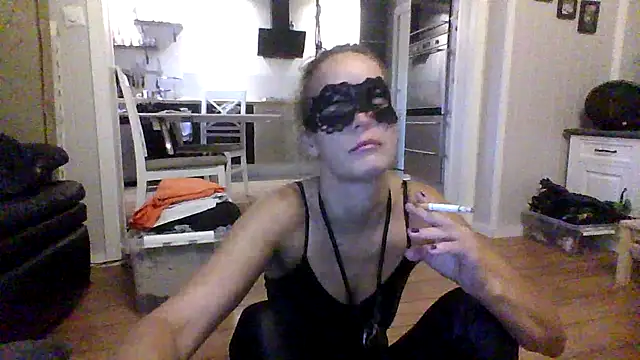 Snapshot of Kennethkine chatting on 09-15-25, 01:11 Kennethkine online show from 09-15-25, 01:11