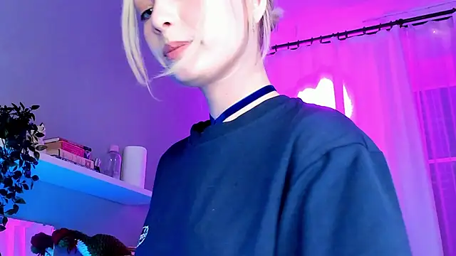 Snapshot of forget_me_not_eve chatting on 02-02-25, 11:40 forget me not eve online show from 02-02-25, 11:40