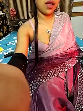 Snapshot of Little__Lia chatting on 02-17-25, 05:10 Little Lia online show from 02-17-25, 05:10