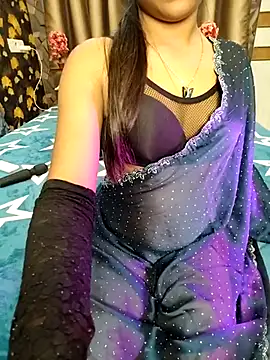 Snapshot of Little__Lia chatting on 02-20-25, 05:07 Little Lia online show from 02-20-25, 05:07