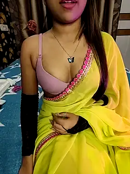 Snapshot of Little__Lia chatting on 03-12-25, 03:40 Little Lia online show from 03-12-25, 03:40