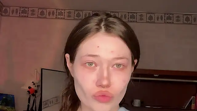 Snapshot of eva_varnerr chatting on 05-04-26, 08:38 eva varnerr online show from 05-04-26, 08:38