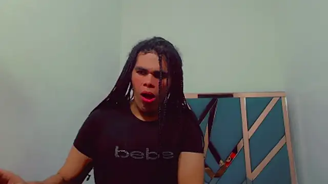 Snapshot of fox_naughty_violet chatting on 11-26-25, 07:26 fox naughty violet online show from 11-26-25, 07:26