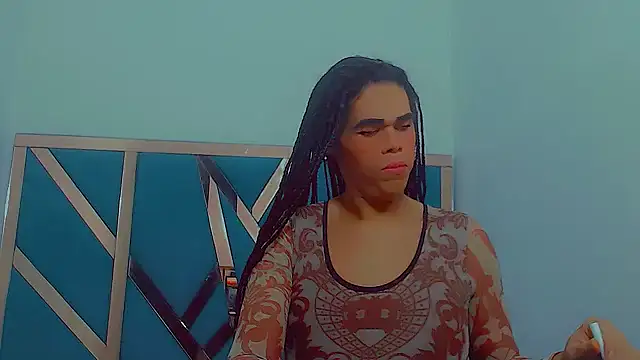 Snapshot of fox_naughty_violet chatting on 12-04-25, 07:44 fox naughty violet online show from 12-04-25, 07:44