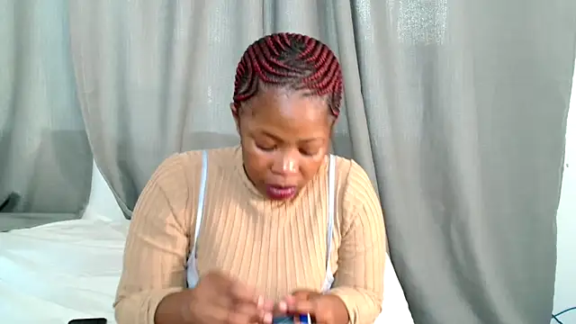 EROTIC BARBIE28 online show from 04-11-26, 07:45