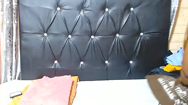 EROTIC BARBIE28 online show from 07-04-26, 12:33