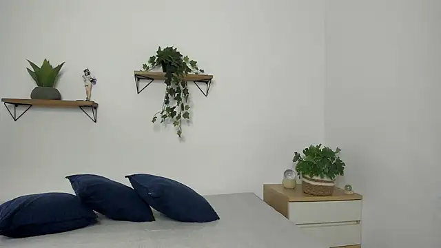 naughty 1girl online show from 06-05-26, 10:37