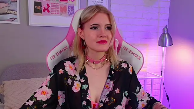 NellieLoyns online show from 03-04-25, 11:32