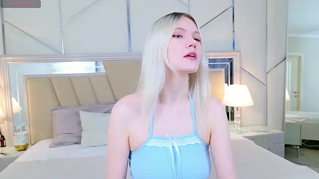 NellieLoyns online show from 05-31-26, 05:09
