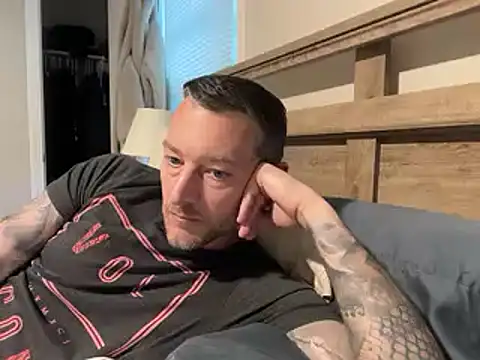 moon-boy online show from 09-25-25, 04:43