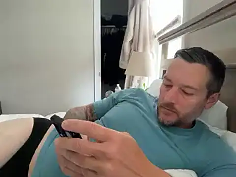 moon-boy online show from 10-14-25, 05:36