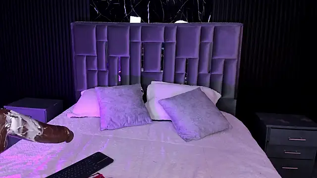 LolaAngellx online show from 11-18-25, 09:03