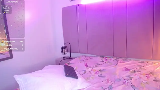 PamelaEvans   online show from 01-14-25, 11:16