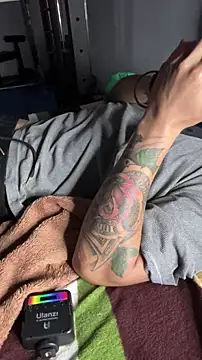 Beboteejoel online show from 11-21-25, 01:10