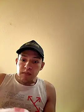 Snapshot of aleeextg chatting on 09-14-25, 05:34 aleeextg online show from 09-14-25, 05:34