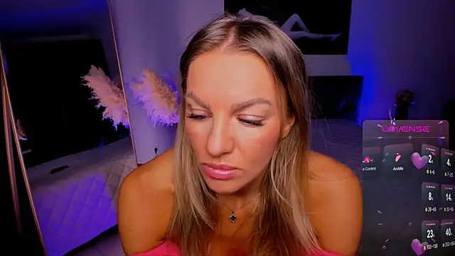 Oliva Candy online show from 11-09-25, 09:40