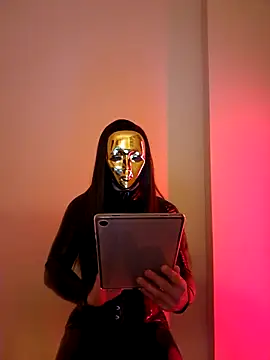 NoraInMask online show from 02-28-25, 07:56