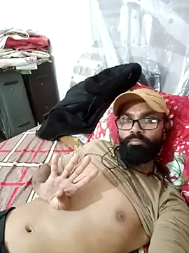 Snapshot of mojmasti143 chatting on 12-22-24, 08:25 mojmasti143 online show from 12-22-24, 08:25