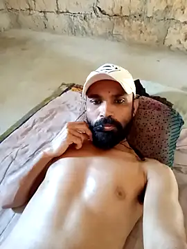 Snapshot of mojmasti143 chatting on 02-01-25, 08:50 mojmasti143 online show from 02-01-25, 08:50