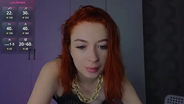 Cuteroxyfoxy online show from 06-24-26, 04:33